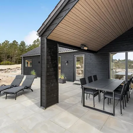 Vakantiehuis 4 Bedroom Awesome In Romo